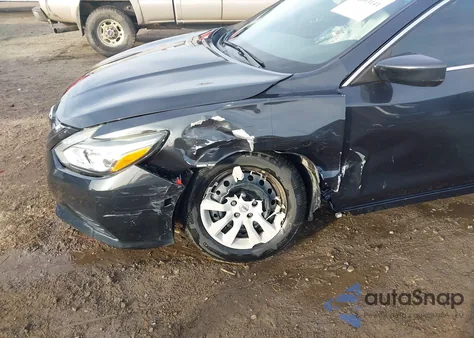 2018 Nissan Altima 2.5 S z USA, uszkodzony, nr VIN 1N4AL3AP4JC232521